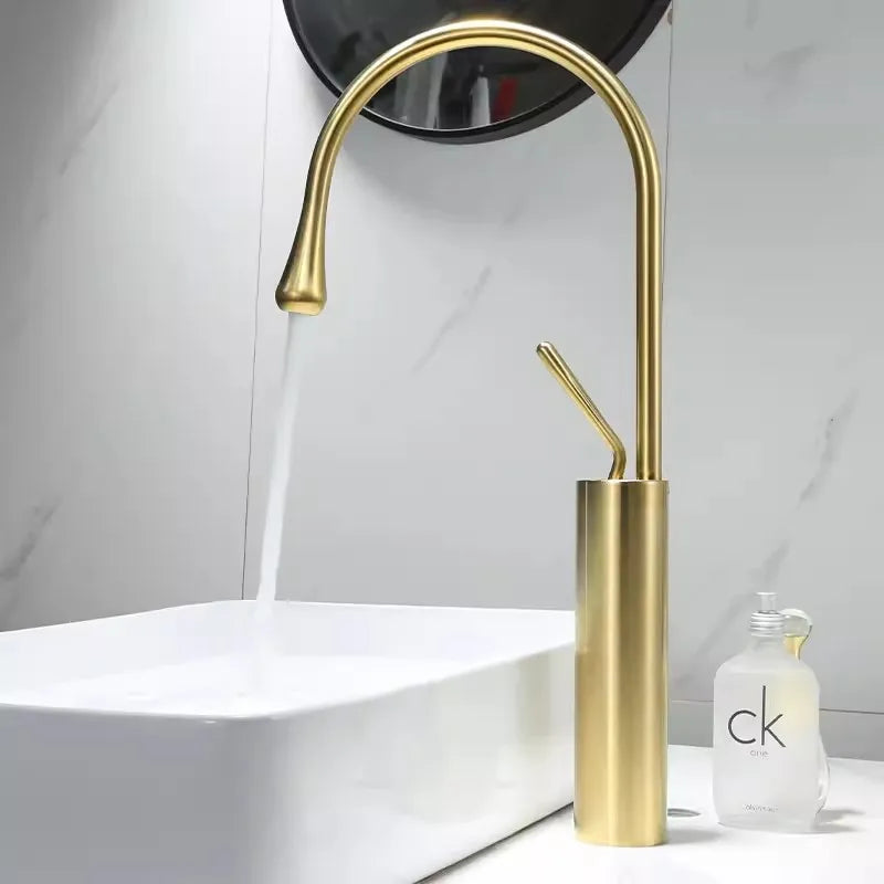 Modern Basin Faucet Brushed Gold Black Silver Faucet Deck Mounted Basin Sink Tap Mixer Hot & Cold Brass Tap for Bathroom